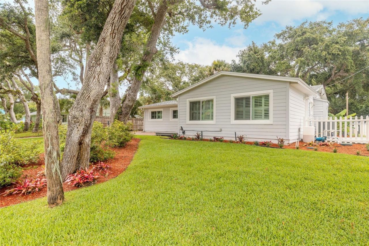 4181 Saxon Drive, New Smyrna Beach, FL 32169 Photo