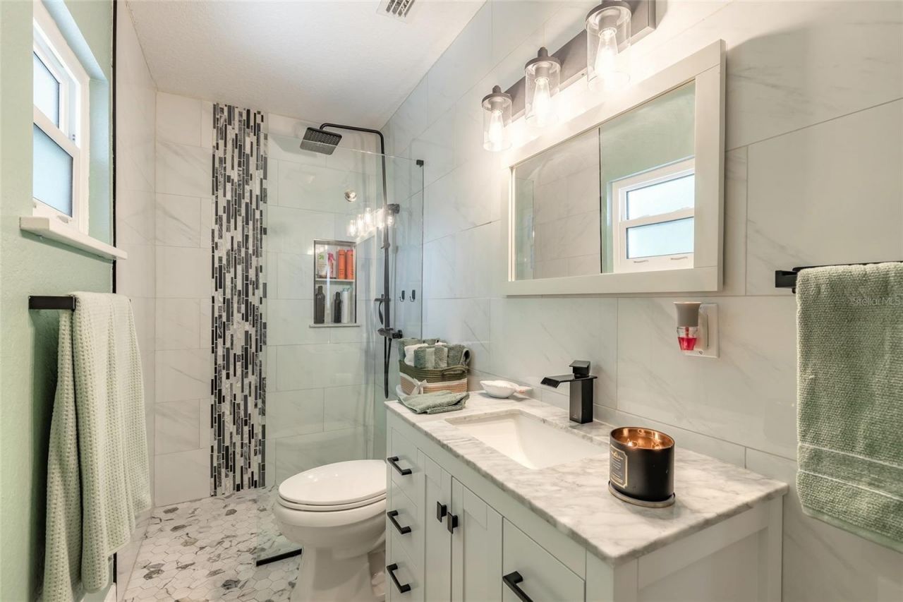 4181 Saxon Drive, New Smyrna Beach, FL 32169 Photo