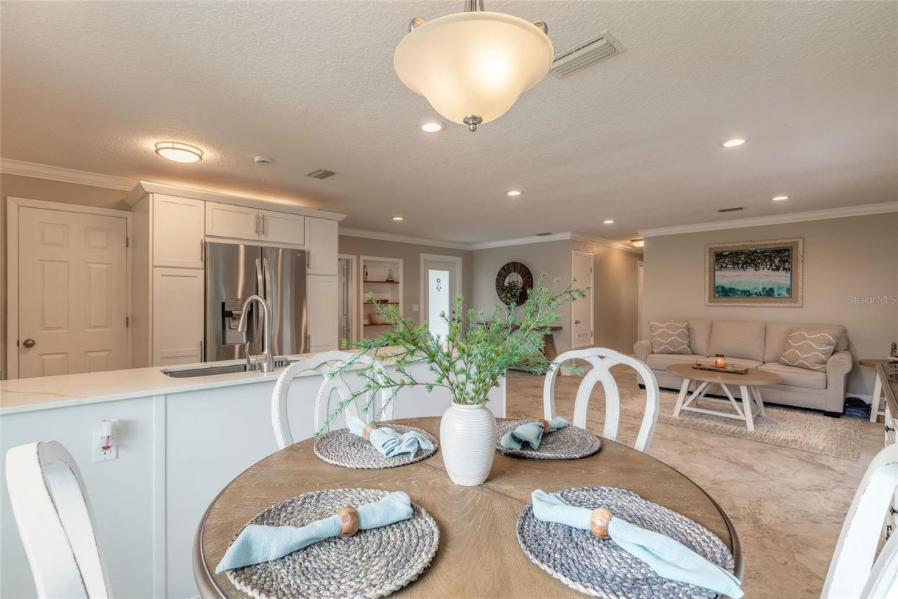 4181 Saxon Drive, New Smyrna Beach, FL 32169 Photo