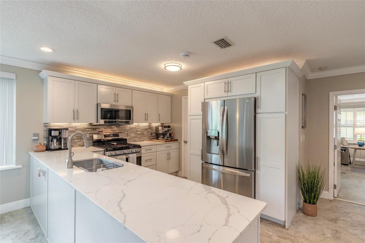 4181 Saxon Drive, New Smyrna Beach, FL 32169 Photo