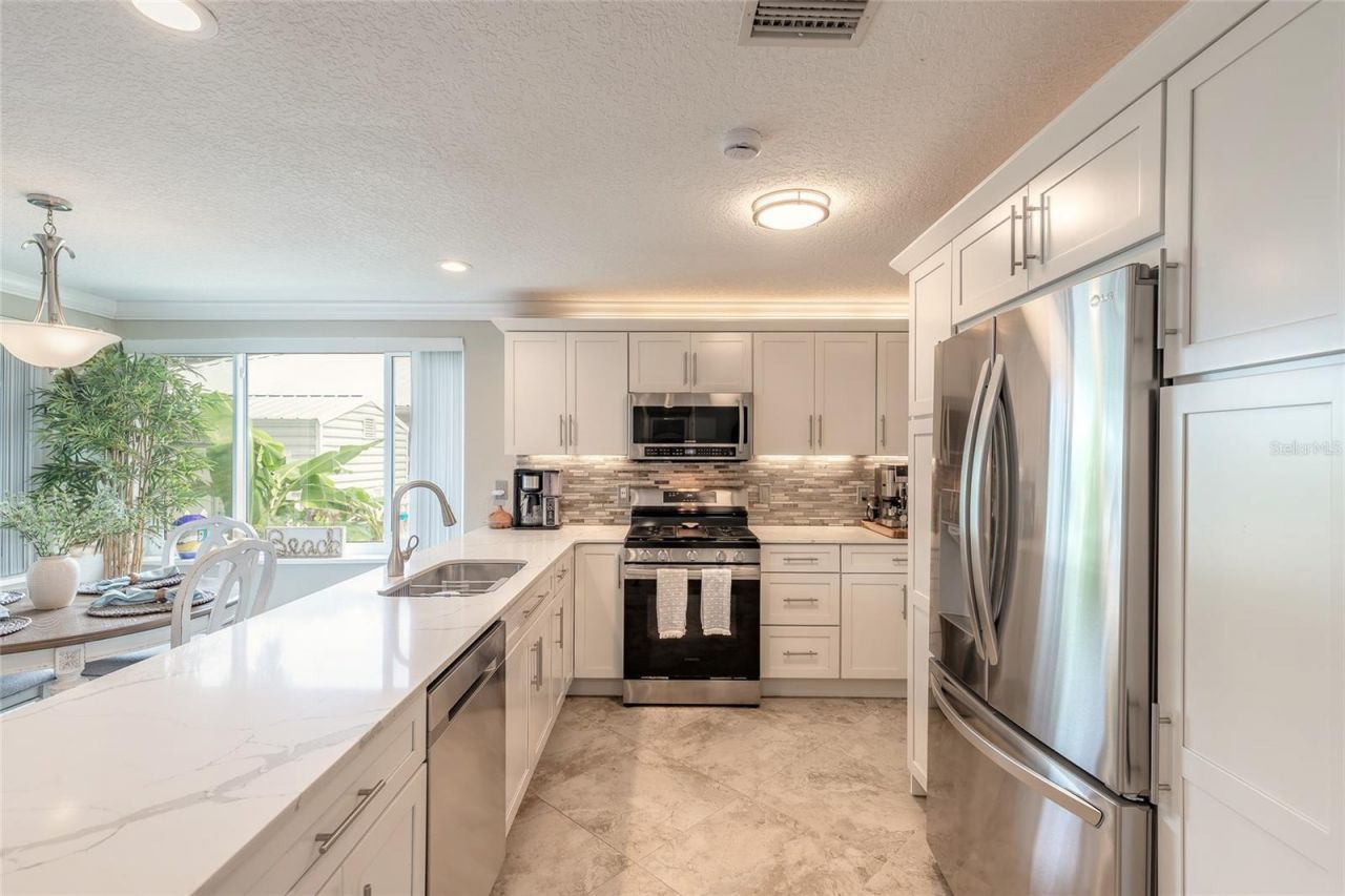 4181 Saxon Drive, New Smyrna Beach, FL 32169 Photo