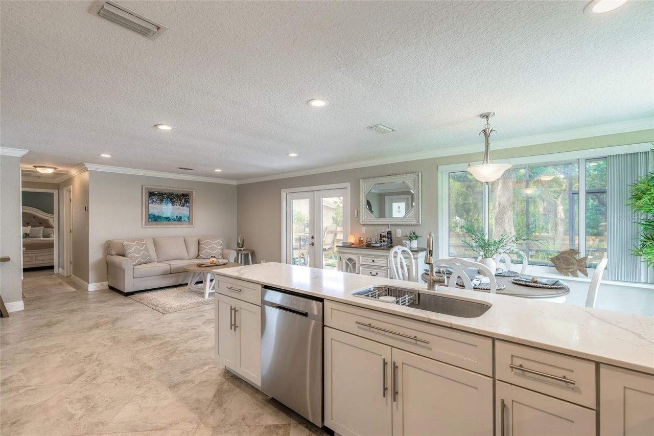 4181 Saxon Drive, New Smyrna Beach, FL 32169 Photo