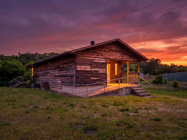 000 Highway 63 , Mammoth Spring, AR 72554