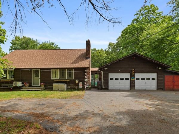 4A Fletcher St, Plainville, MA 02762