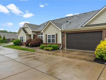 1243 Bourdeaux Way, Clearcreek Twp, OH 45458
