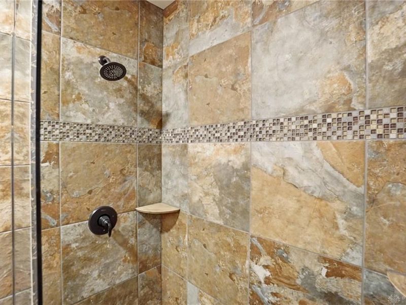 8231 Turning Leaf Crossing, Clearcreek Township, OH 45066 Photo 64