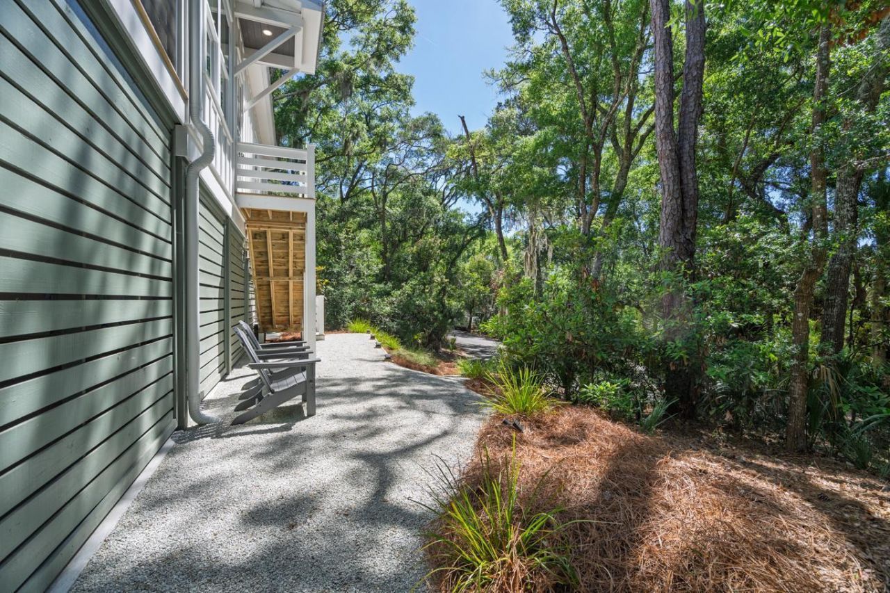 575 Pelican Court Photo 13