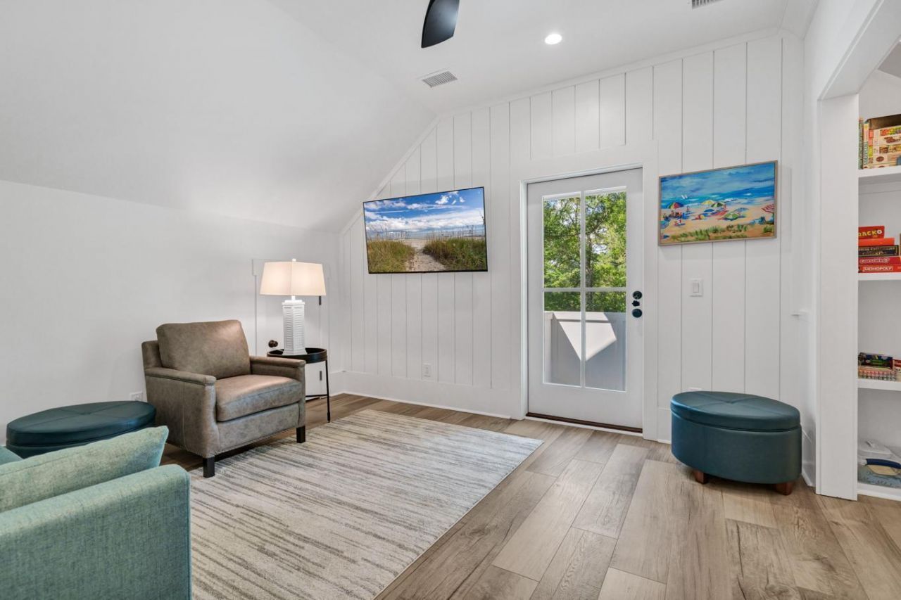 575 Pelican Court Photo 19