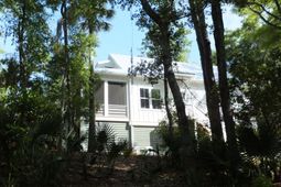 575 Pelican Court photo 4