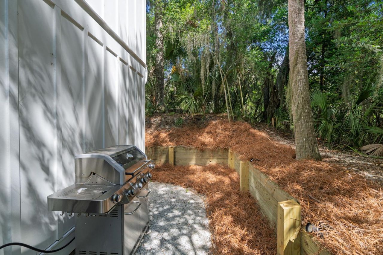 575 Pelican Court Photo 33