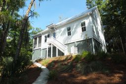 575 Pelican Court photo 4