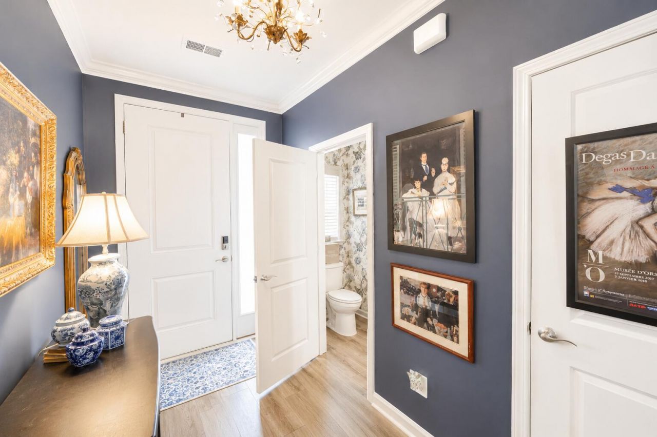 349 Green Fern Drive Photo 4