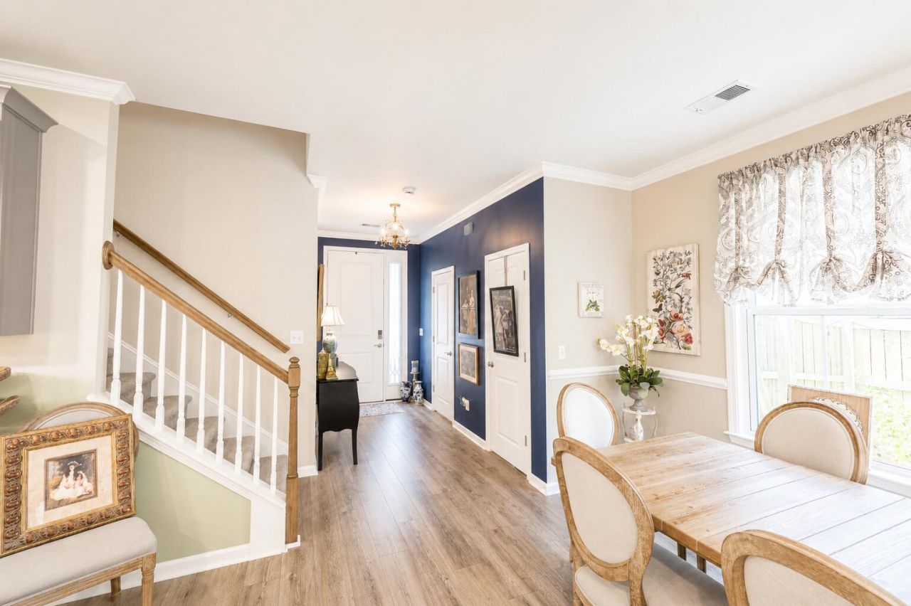 349 Green Fern Drive Photo 5
