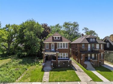 483 Philip Street, Detroit, MI 48215