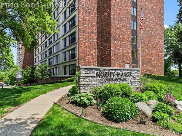 21800 Morley Avenue, Dearborn, MI 48124