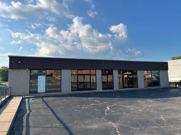301 College St , Clarksville, TN 37040