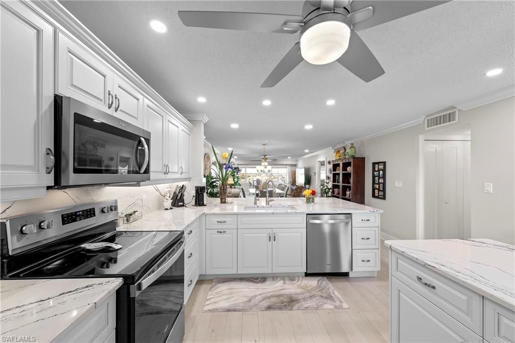 4309 Mariner Way , Unit 405, Fort Myers, FL 33919 Photo