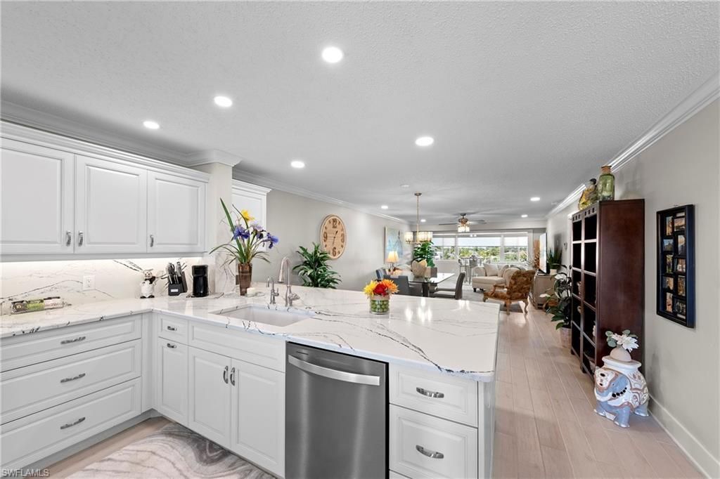 4309 Mariner Way , Unit 405, Fort Myers, FL 33919 Photo