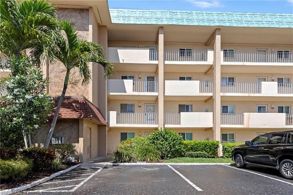 4309 Mariner Way , Unit 405, Fort Myers, FL 33919 Photo