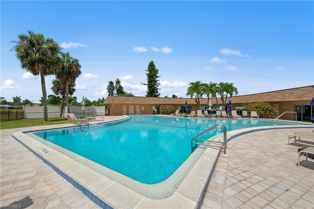 4309 Mariner Way , Unit 405, Fort Myers, FL 33919 Photo