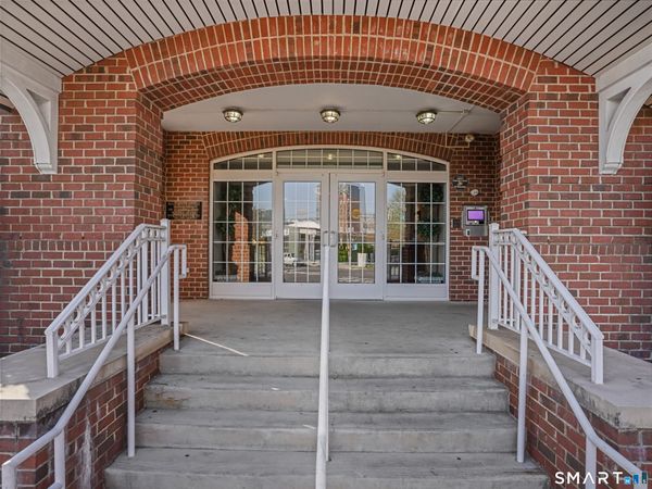 35 West Broad , Unit 404, Stamford, CT 06902