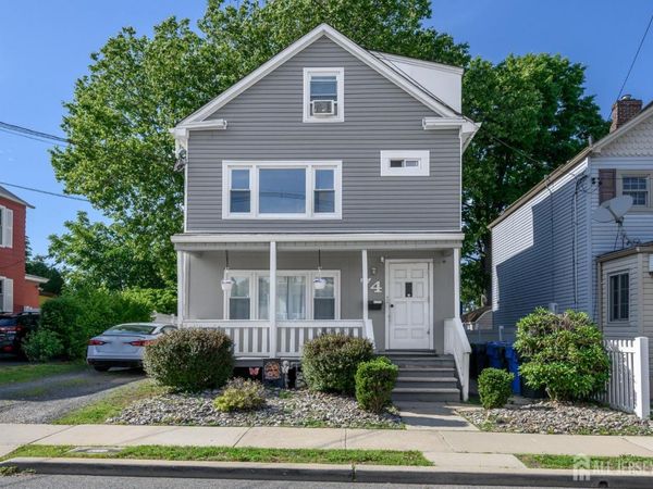 74 Albert Street , Woodbridge, NJ 07095