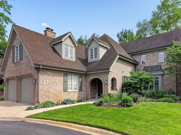 14 Tartan Ridge Road, Burr Ridge, IL 60527