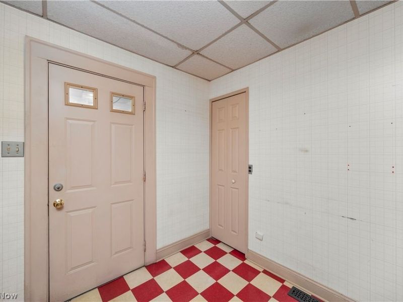 11301 Linnet Avenue , Cleveland, OH 44111 Photo 18