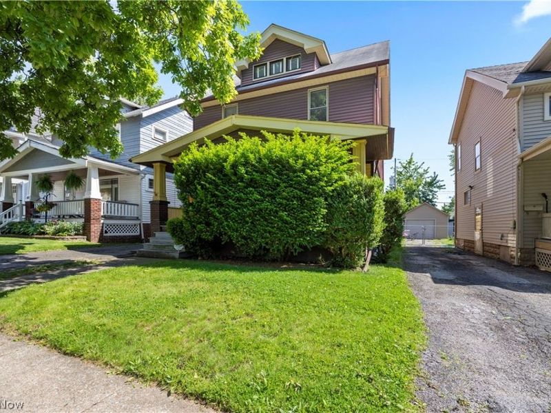 11301 Linnet Avenue , Cleveland, OH 44111 Photo 3