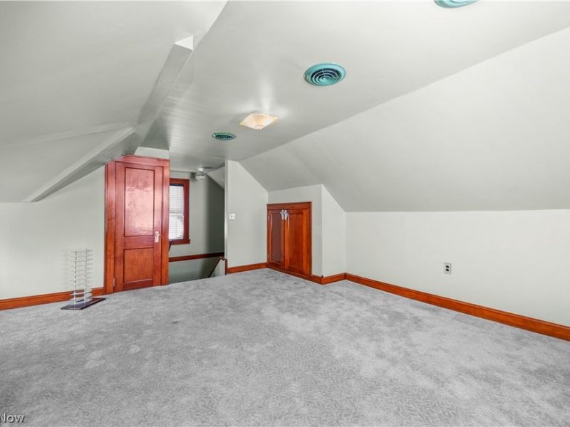 11301 Linnet Avenue , Cleveland, OH 44111 Photo 31