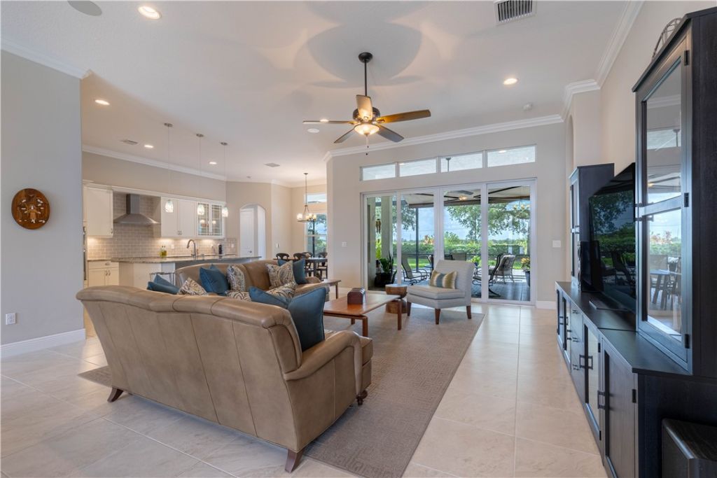8245 Halbert Lane, Vero Beach, FL 32968 Photo