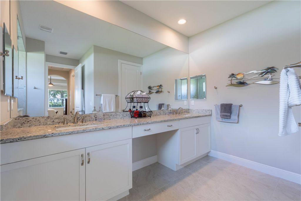 8245 Halbert Lane, Vero Beach, FL 32968 Photo