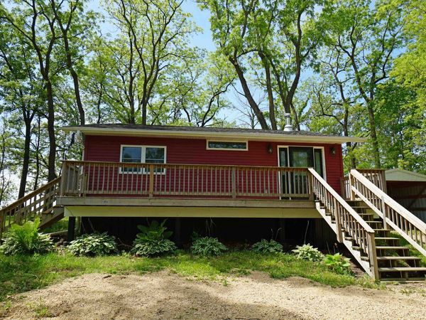 2 Woods Edge Drive, STOCKTON, IL 61085