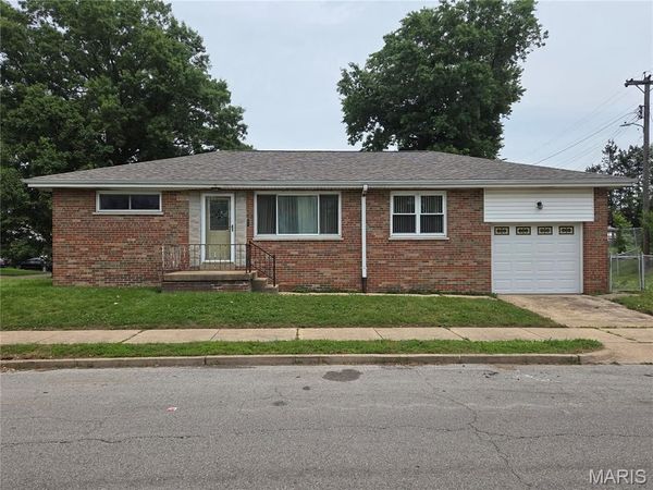 4107 Robert Avenue , St Louis, MO 63116
