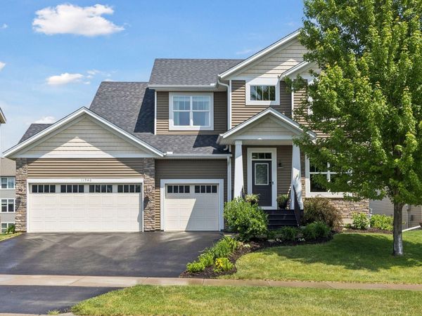 11946 32nd St N, Lake Elmo, MN 55042
