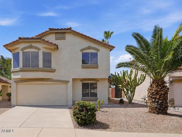 810 E ROSS Avenue, Phoenix, AZ 85024