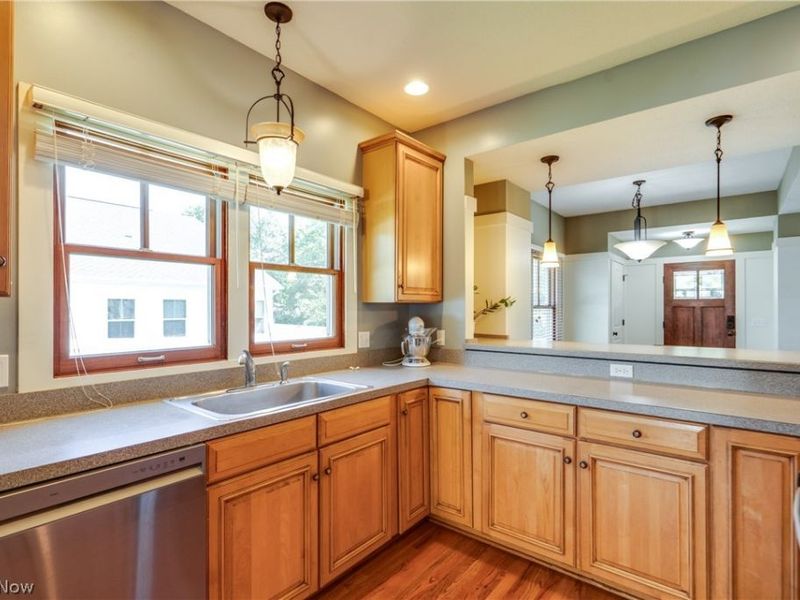 750 Hickory Street , Akron, OH 44303 Photo 14