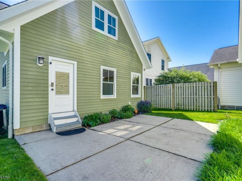 750 Hickory Street , Akron, OH 44303 Photo 30