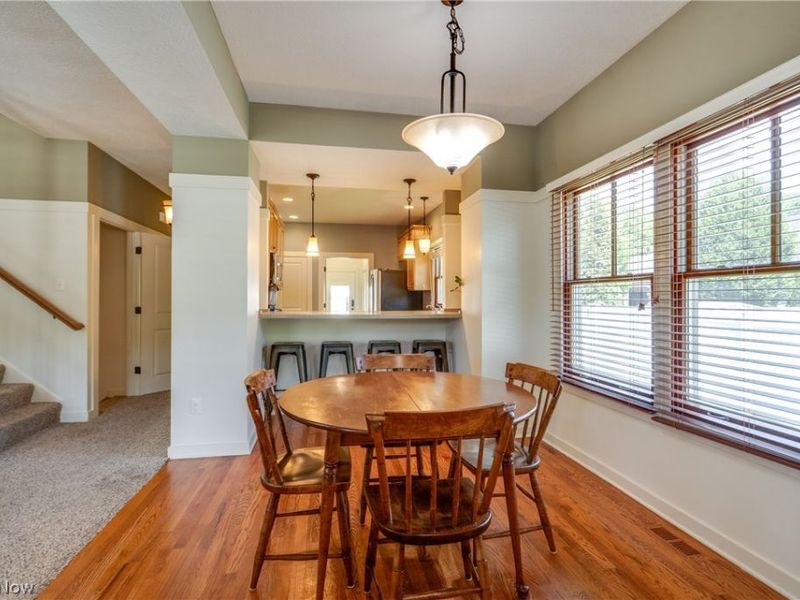 750 Hickory Street , Akron, OH 44303 Photo 9