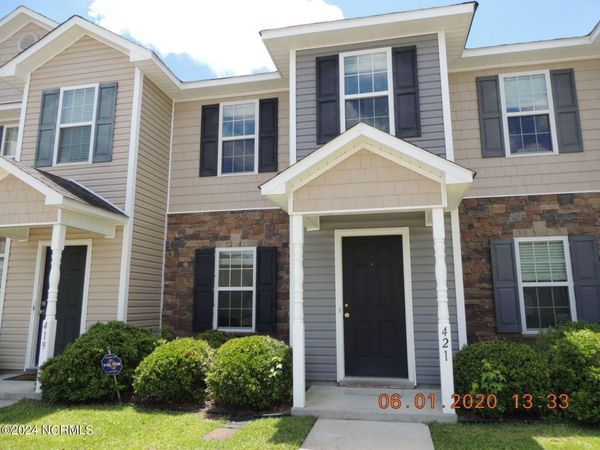 421 Falls Cove, Jacksonville, NC 28546