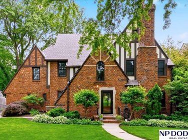 673 N 57 Street, Omaha, NE 68132