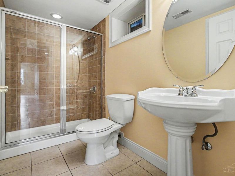 1030 Arabian Run Drive, Washington Township, OH 45113 Photo 27