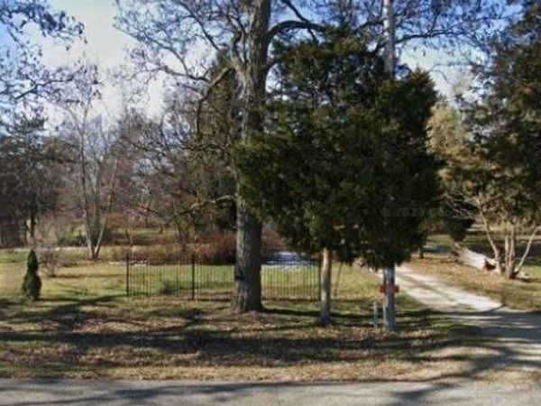 3076 S Afton Road, Beloit, WI 53511