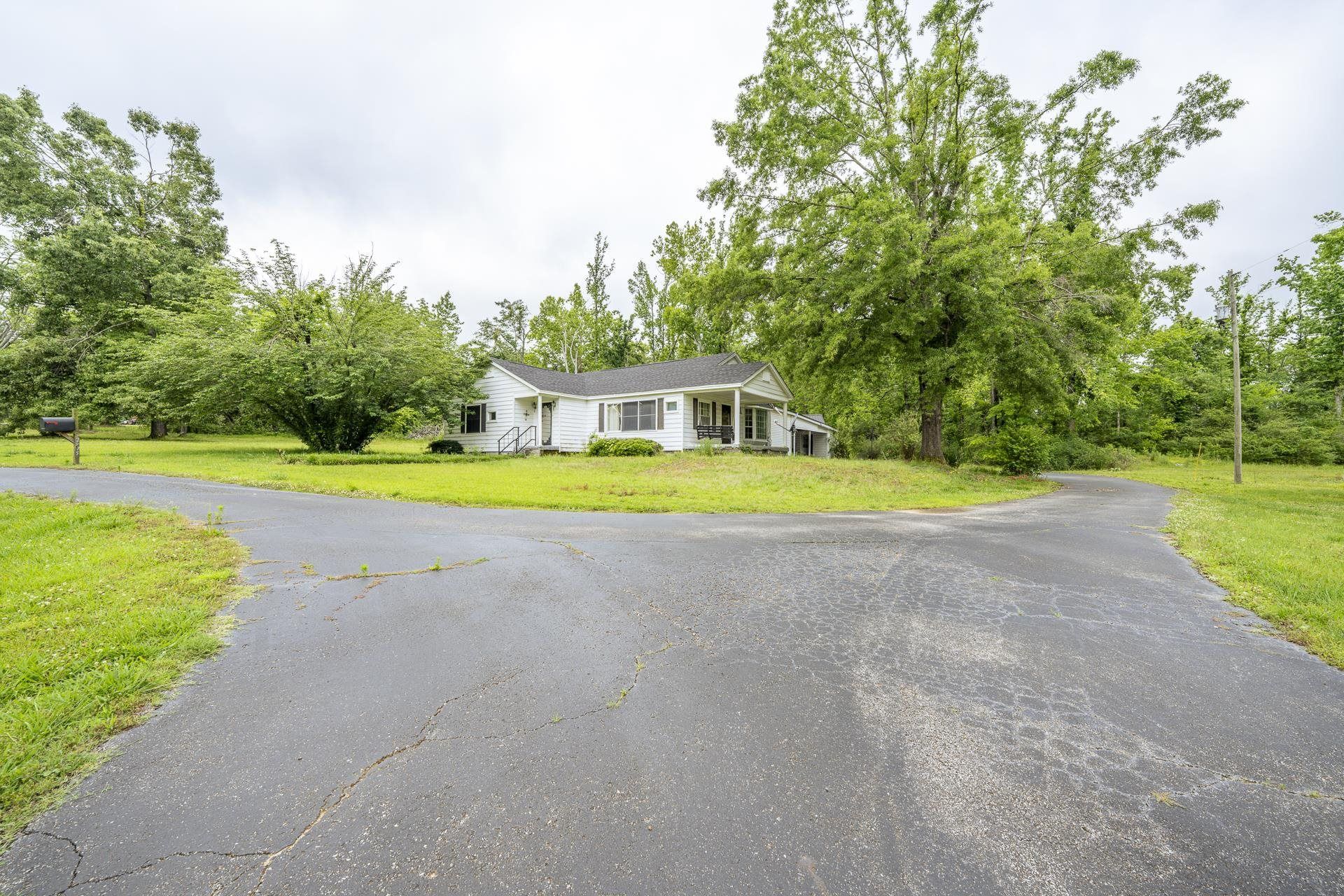 2975 HWY 22 S HWY Michie, TN 38357