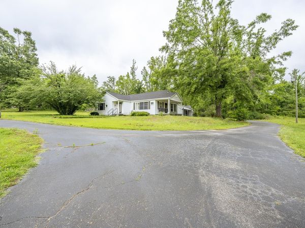 2975 HWY 22 S HWY, Michie, TN 38357