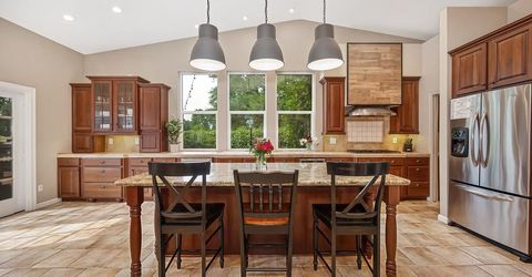 325 Diamond Oaks Rd, Roseville, CA 95678 Photo