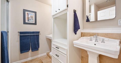 325 Diamond Oaks Rd, Roseville, CA 95678 Photo