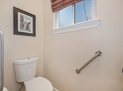 325 Diamond Oaks Rd, Roseville, CA 95678 Photo