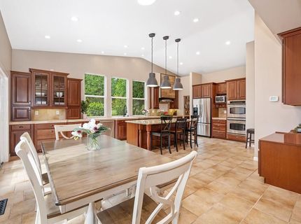 325 Diamond Oaks Rd, Roseville, CA 95678 Photo