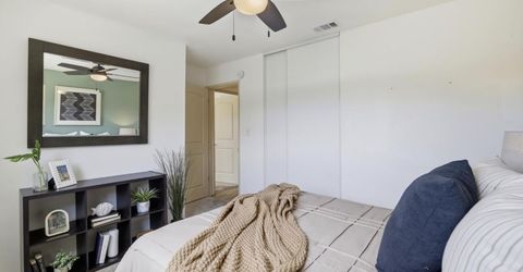 8538 Everglade Dr, Sacramento, CA 95826 Photo